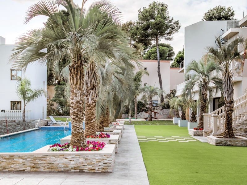 Erhverv til salg i Platja d'Aro med swimmingpool garage - € 8.500.000 (Ref: 7445903)