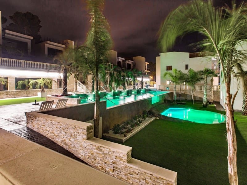 Erhverv til salg i Platja d'Aro med swimmingpool garage - € 8.500.000 (Ref: 7445903)