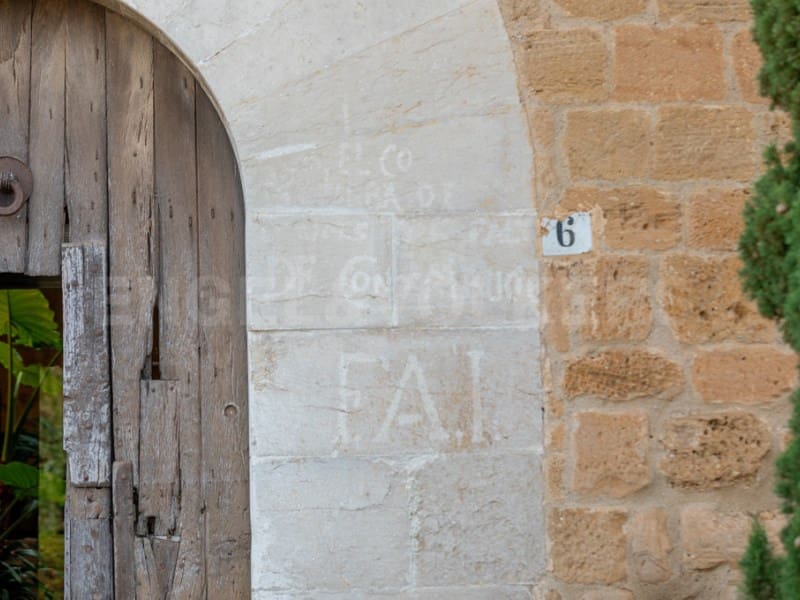 10 sypialnia Finka/Dom wiejski na sprzedaż w Bascara z basenem - 3 865 000 € (Ref: 7445904)