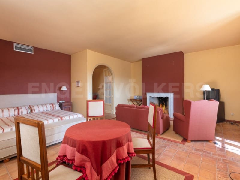 10 sypialnia Finka/Dom wiejski na sprzedaż w Bascara z basenem - 3 865 000 € (Ref: 7445904)