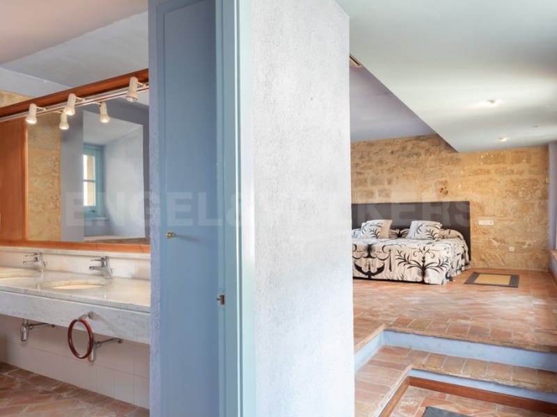 10 sypialnia Finka/Dom wiejski na sprzedaż w Bascara z basenem - 3 865 000 € (Ref: 7445904)