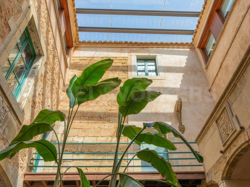 10 sypialnia Finka/Dom wiejski na sprzedaż w Bascara z basenem - 3 865 000 € (Ref: 7445904)