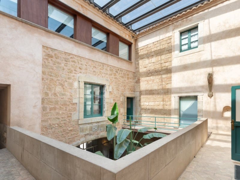 10 sypialnia Finka/Dom wiejski na sprzedaż w Bascara z basenem - 3 865 000 € (Ref: 7445904)