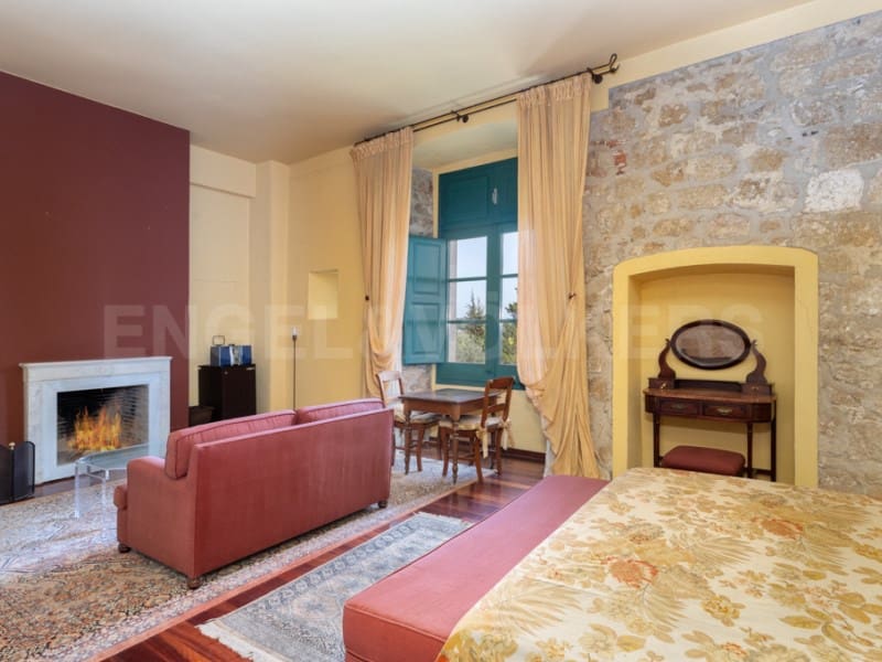 10 sypialnia Finka/Dom wiejski na sprzedaż w Bascara z basenem - 3 865 000 € (Ref: 7445904)