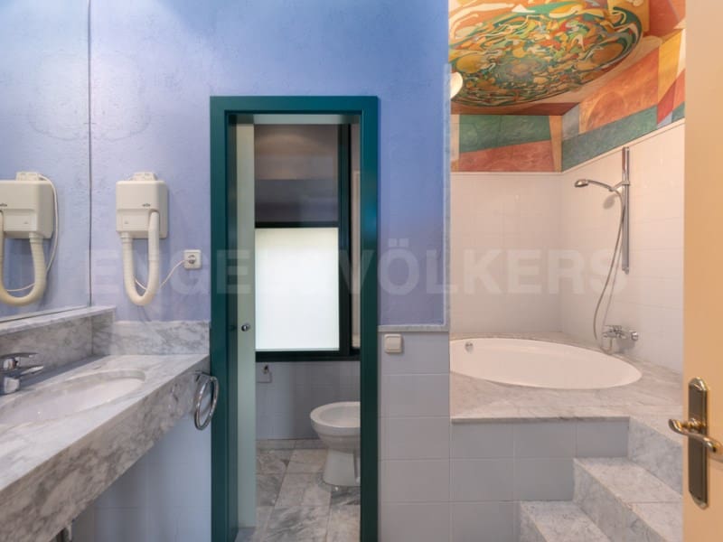 10 sypialnia Finka/Dom wiejski na sprzedaż w Bascara z basenem - 3 865 000 € (Ref: 7445904)