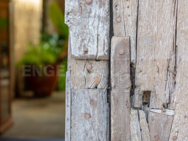 10 Zimmer Finca/Landgut zu verkaufen in Orriols, Bàscara mit Pool - 3.865.000 € (Ref: 7445904)