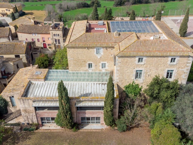 10 sypialnia Finka/Dom wiejski na sprzedaż w Bascara z basenem - 3 865 000 € (Ref: 7445904)