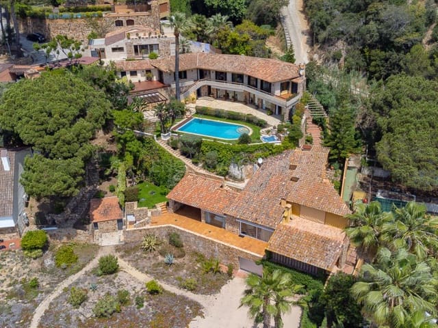 10 soverom Villa til salgs i Tossa de Mar med svømmebasseng garasje - € 8 500 000 (Ref: 7624711)