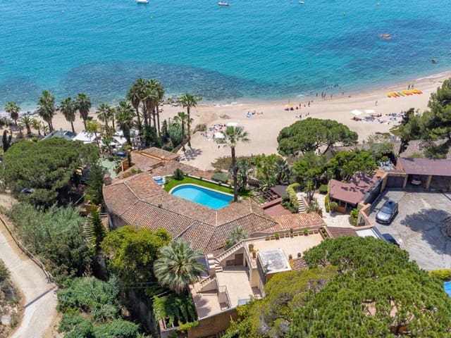 10 soverom Villa til salgs i Tossa de Mar med svømmebasseng garasje - € 8 500 000 (Ref: 7624711)
