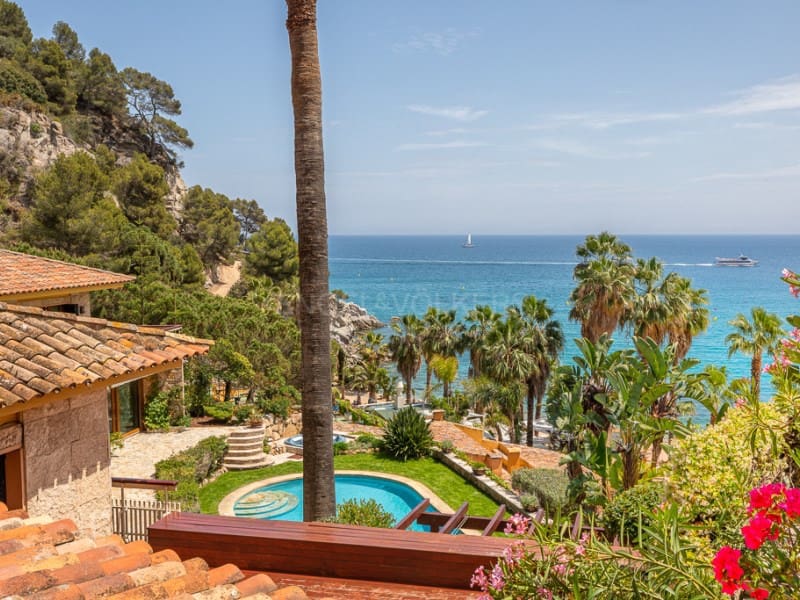 10 soveværelse Villa til salg i Tossa de Mar med swimmingpool garage - € 8.500.000 (Ref: 7624711)