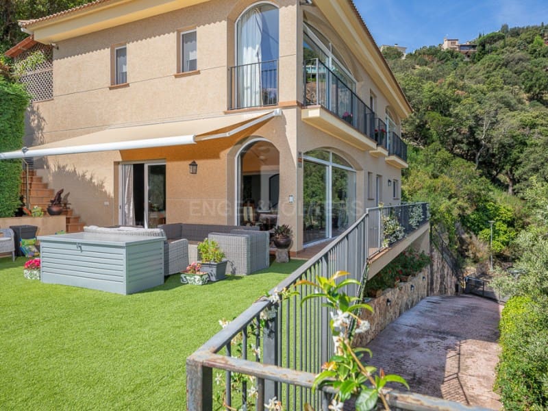 4 chambre Villa/Maison à vendre à Platja d'Aro avec piscine - 1 300 000 € (Ref: 7654692)