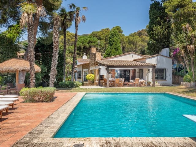 14 bedroom Villa for sale in Llafranc, Palafrugell with pool garage - € 3,950,000 (Ref: 7680971)