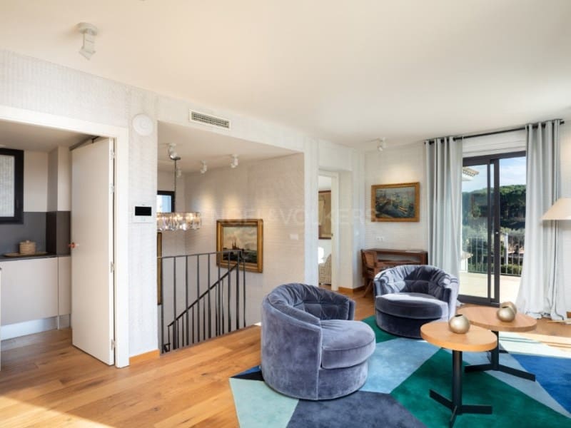 6 sypialnia Willa na sprzedaż w Gualta z basenem garażem - 3 690 000 € (Ref: 7715293)