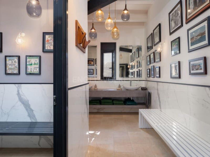 6 sypialnia Willa na sprzedaż w Gualta z basenem garażem - 3 690 000 € (Ref: 7715293)