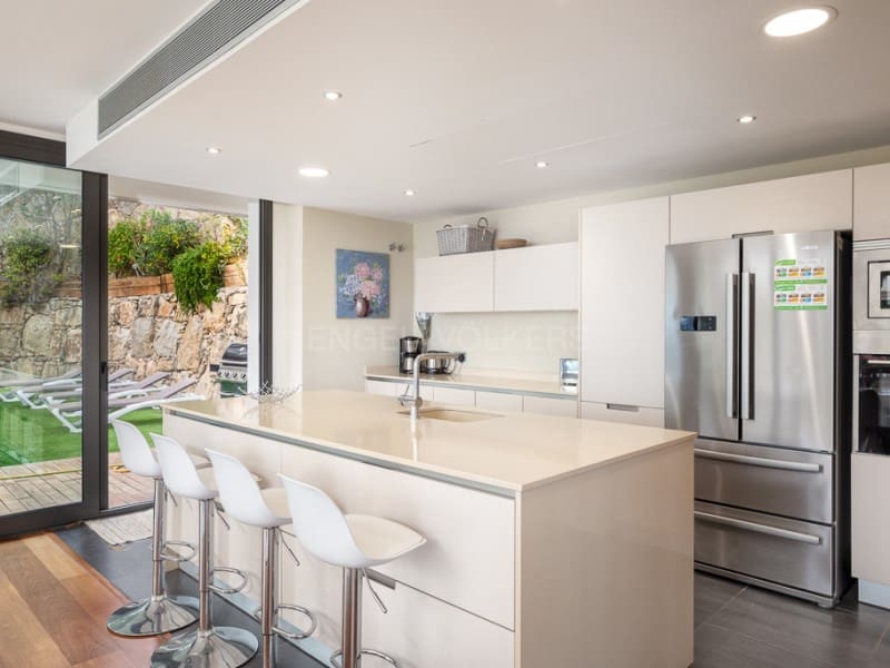 5 sypialnia Willa na sprzedaż w Begur z basenem garażem - 2 500 000 € (Ref: 7778050)