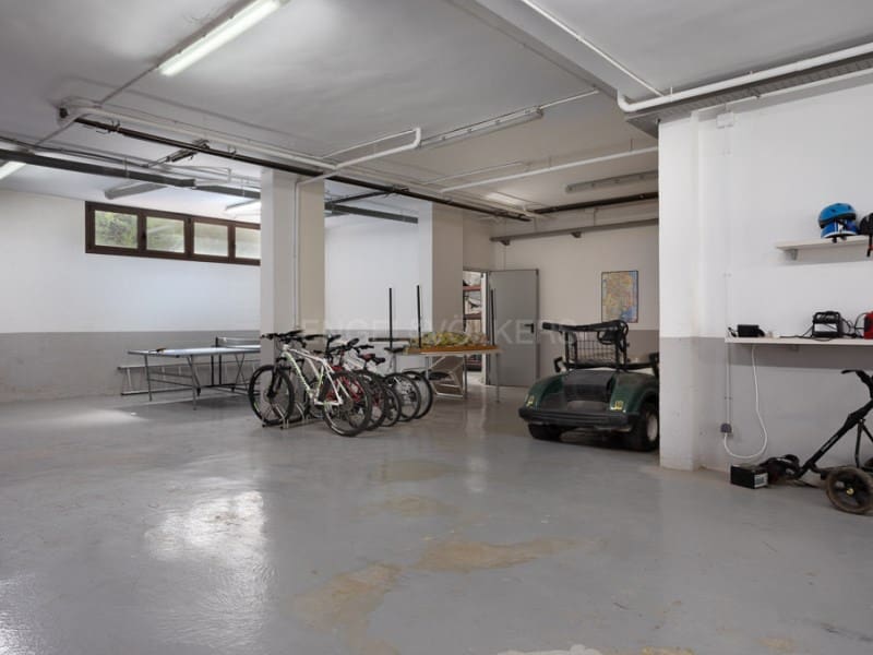 4 soveværelse Villa til salg i Santa Cristina d'Aro med swimmingpool garage - € 1.600.000 (Ref: 7778978)