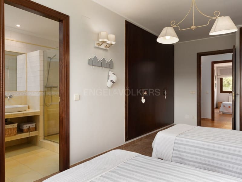 4 soveværelse Villa til salg i Santa Cristina d'Aro med swimmingpool garage - € 1.600.000 (Ref: 7778978)