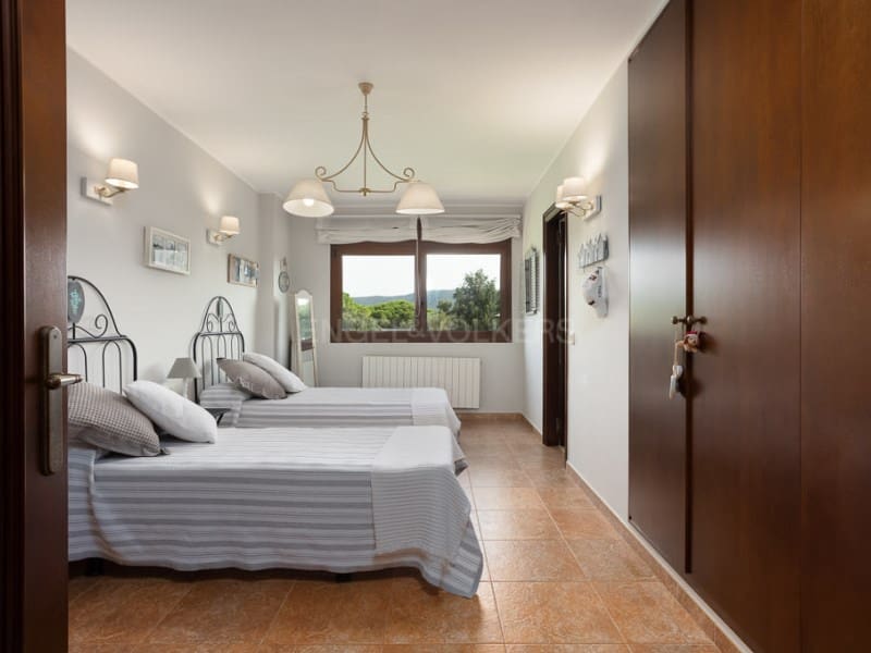 4 soveværelse Villa til salg i Santa Cristina d'Aro med swimmingpool garage - € 1.600.000 (Ref: 7778978)