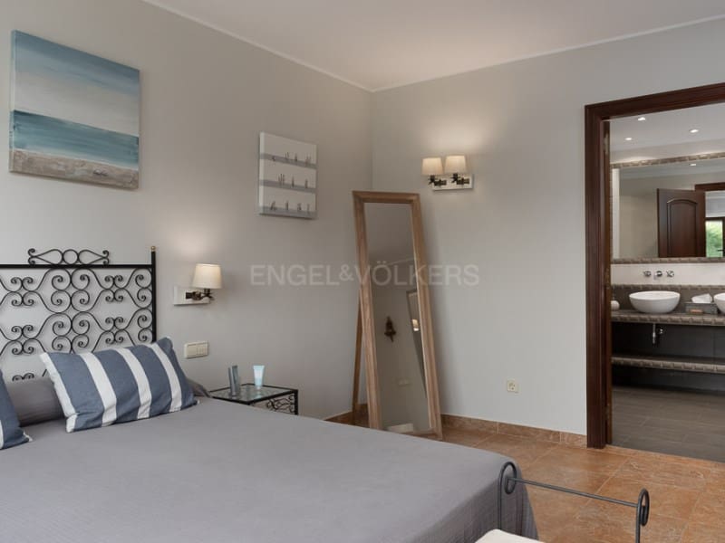 4 soveværelse Villa til salg i Santa Cristina d'Aro med swimmingpool garage - € 1.600.000 (Ref: 7778978)