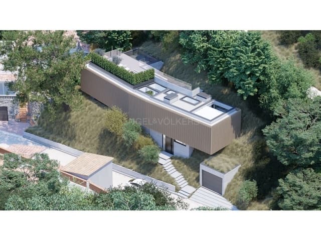 3 chambre Villa/Maison à vendre à Canyelles, Lloret de Mar avec piscine garage - 1 500 000 € (Ref: 7832196)