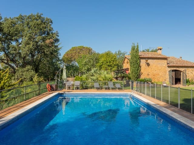 5 makuuhuone Huvila myytävänä paikassa Mas Altaba, Maçanet de la Selva mukana uima-altaan 
autotalli - 695 000 € (Ref: 7836369)