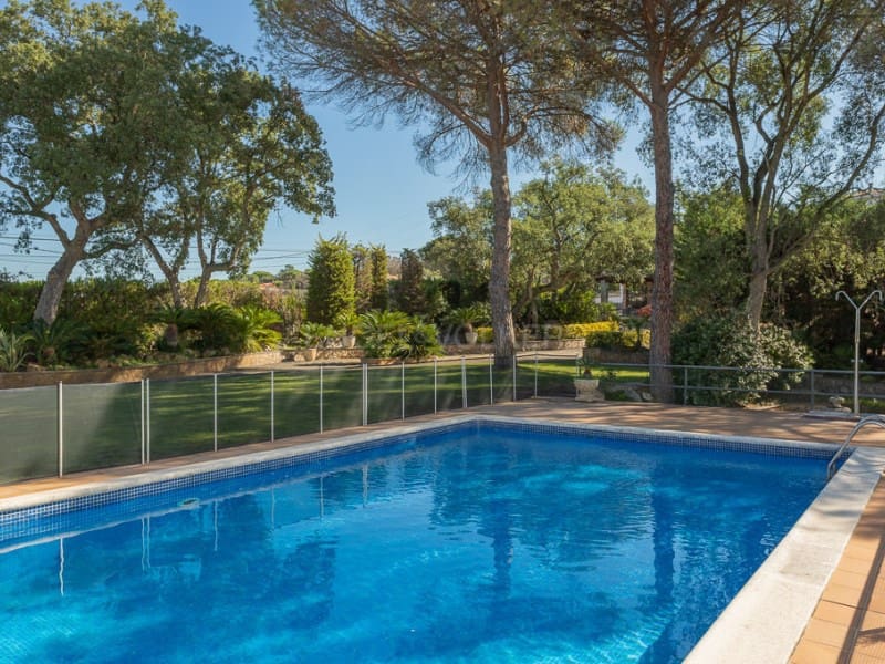 5 soveværelse Villa til salg i Macanet de la Selva med swimmingpool garage - € 695.000 (Ref: 7836369)