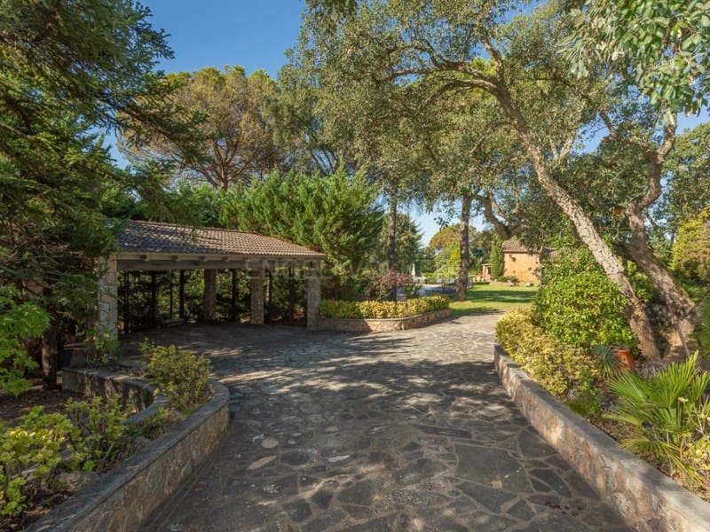 5 soveværelse Villa til salg i Macanet de la Selva med swimmingpool garage - € 695.000 (Ref: 7836369)