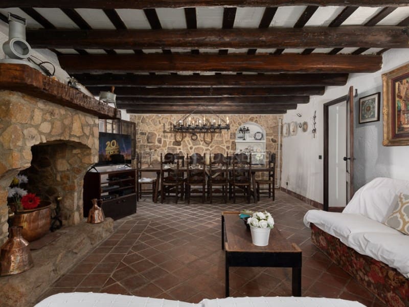 5 soveværelse Villa til salg i Macanet de la Selva med swimmingpool garage - € 695.000 (Ref: 7836369)