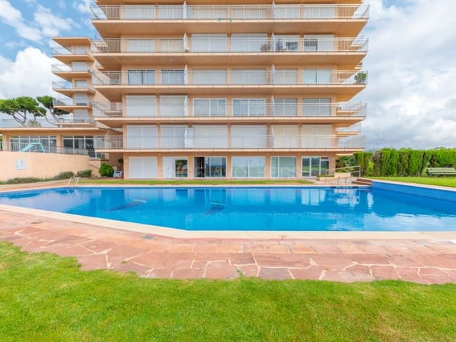 2 bedroom Flat for sale in Sant Feliu de Guíxols with pool garage - € 350,000 (Ref: 7887753)
