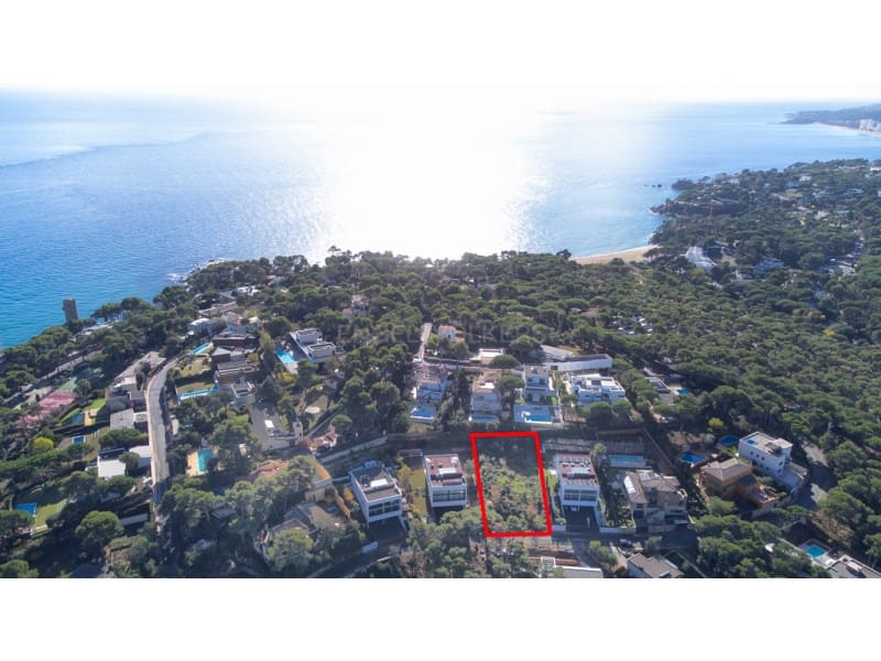 Grunde uden byggetilladelser til salg i Sant Antoni de Calonge - € 595.000 (Ref: 7936127)