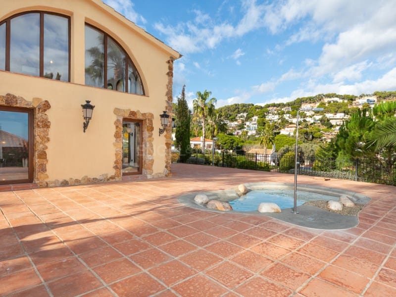 4 Zimmer Villa zu verkaufen in Blanes - 2.300.000 € (Ref: 7998788)