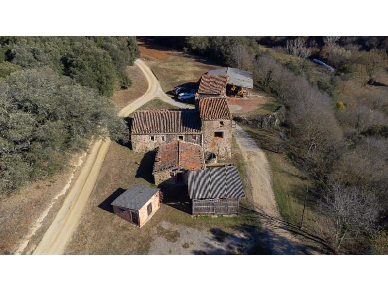 4 soveværelse Finca/Landehus til salg i Sant Feliu de Pallerols - € 650.000 (Ref: 8004541)