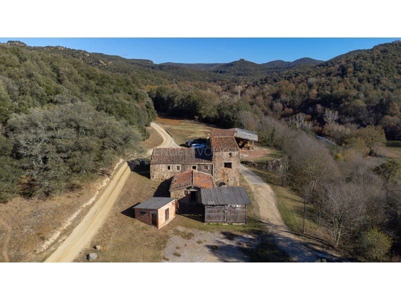 4 soveværelse Finca/Landehus til salg i Sant Feliu de Pallerols - € 650.000 (Ref: 8004541)