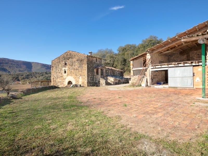 4 soveværelse Finca/Landehus til salg i Sant Feliu de Pallerols - € 650.000 (Ref: 8004541)