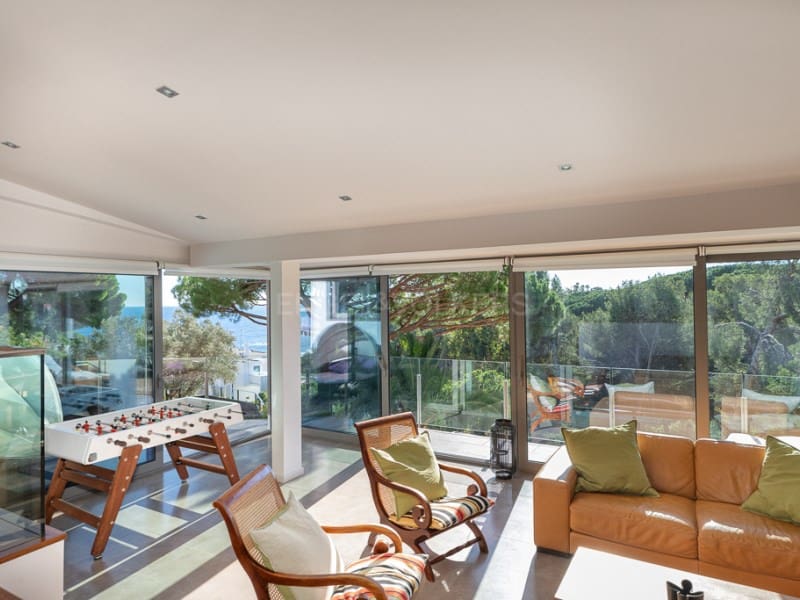 6 bedroom Villa for sale in Blanes with pool garage - € 1,695,000 (Ref: 8010441)