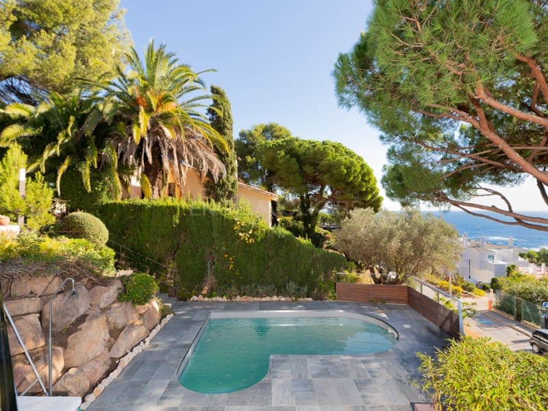 6 bedroom Villa for sale in Blanes with pool garage - € 1,695,000 (Ref: 8010441)