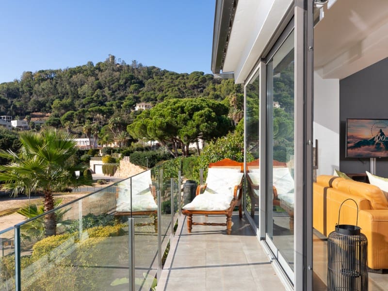 6 bedroom Villa for sale in Blanes with pool garage - € 1,695,000 (Ref: 8010441)