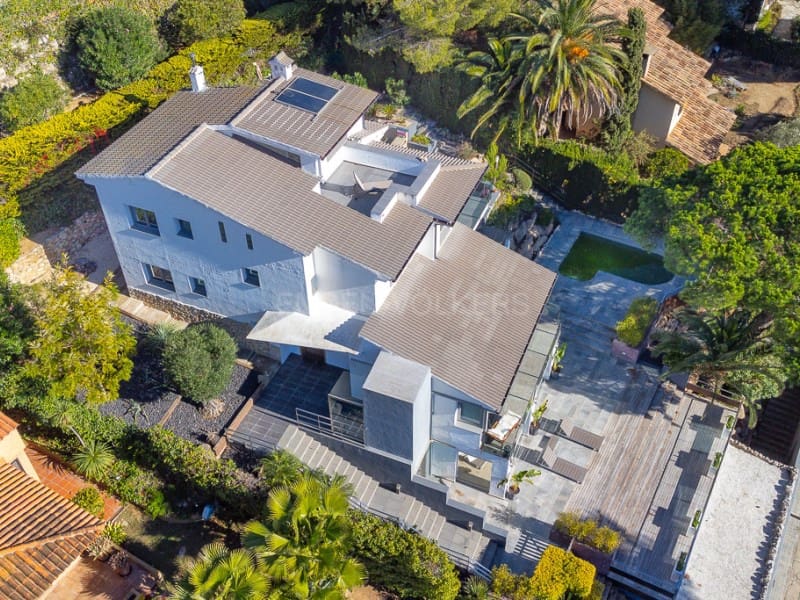 6 bedroom Villa for sale in Blanes with pool garage - € 1,695,000 (Ref: 8010441)