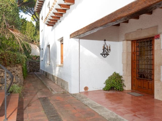 6 soveværelse Villa til salg i Sant Feliu de Guíxols med swimmingpool garage - € 2.800.000 (Ref: 8045859)