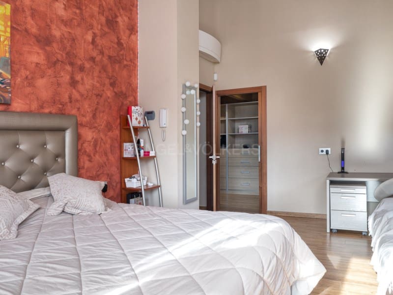 5 soverom Villa til salgs i Santa Cristina d'Aro med svømmebasseng garasje - € 980 000 (Ref: 8066339)