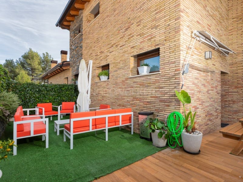 5 soverom Villa til salgs i Santa Cristina d'Aro med svømmebasseng garasje - € 980 000 (Ref: 8066339)