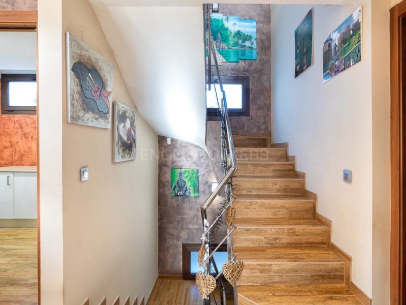 5 soverom Villa til salgs i Santa Cristina d'Aro med svømmebasseng garasje - € 980 000 (Ref: 8066339)