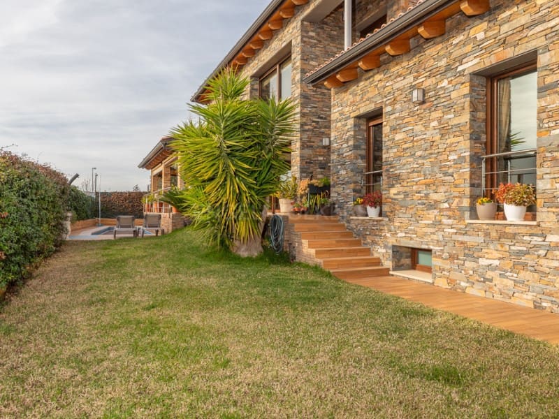 5 soverom Villa til salgs i Santa Cristina d'Aro med svømmebasseng garasje - € 980 000 (Ref: 8066339)