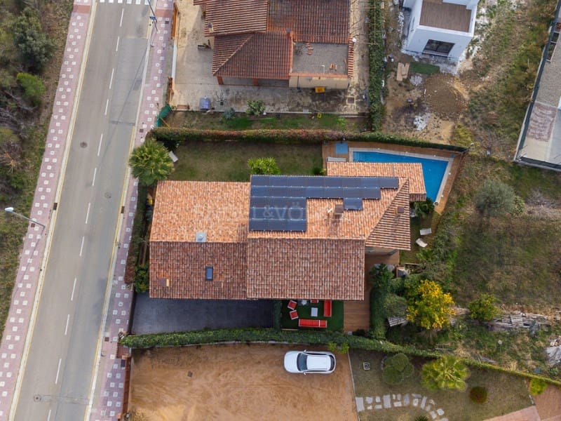 5 soverom Villa til salgs i Santa Cristina d'Aro med svømmebasseng garasje - € 980 000 (Ref: 8066339)