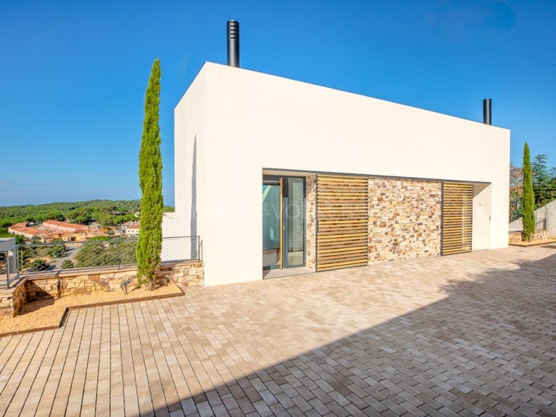 3 soveværelse Villa til salg i Begur med swimmingpool garage - € 1.295.000 (Ref: 8066937)