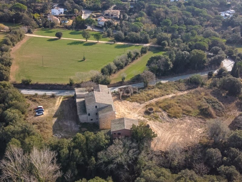 10 sypialnia Finka/Dom wiejski na sprzedaż w Santa Cristina d'Aro - 895 000 € (Ref: 8108791)