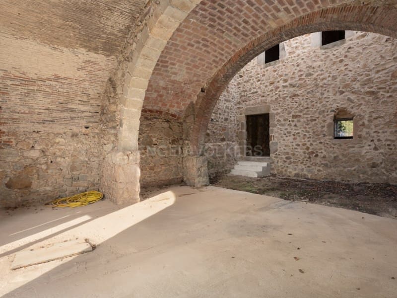 10 sypialnia Finka/Dom wiejski na sprzedaż w Santa Cristina d'Aro - 895 000 € (Ref: 8108791)