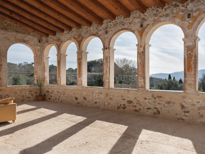 10 sypialnia Finka/Dom wiejski na sprzedaż w Santa Cristina d'Aro - 895 000 € (Ref: 8108791)