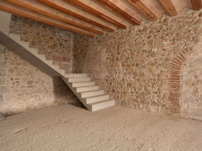 10 sypialnia Finka/Dom wiejski na sprzedaż w Santa Cristina d'Aro - 895 000 € (Ref: 8108791)