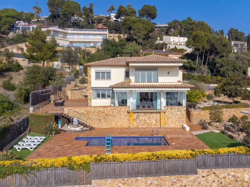 5 sovrum Villa till salu i Tossa de Mar med pool - 1 900 000 € (Ref: 8109925)